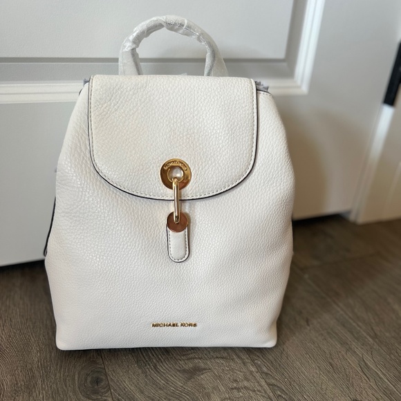 NWT Michael Kors Raven Leather Optic White/Gold Backpack In Original Packaging - Picture 1 of 7